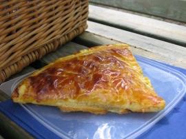 chaussons aux abricots et aux amandes