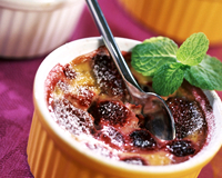 clafoutis aux fruits rouges et  la menthe