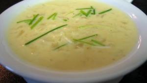 sauce  l ananas et aux oignons