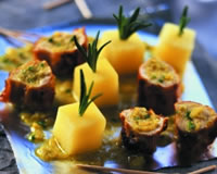 tapas de lapin  la tapenade d olives vertes