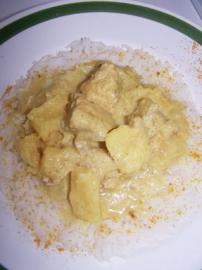 curry de porc à l ananas et lait de coco