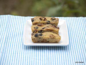 Petits cakes sans oeuf  l peautre  aux tomates sches aux olives et aux pistaches