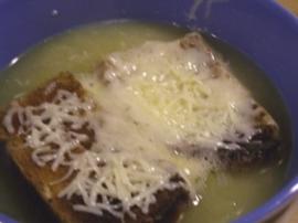 soupe à l oignon gratinée