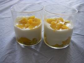 trifles de petits-suisses aux pches