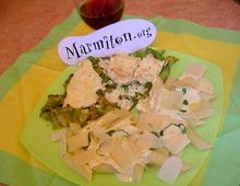 Penne aux rubans de courgettes et poulet au parmesan