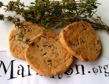 Biscuits apéro Chèvre et Thym ( farine torréfiée)