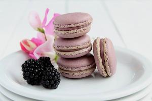 Macarons  la Mre meringue Italienne 
