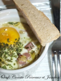 oeufs cocotte poireaux et jambon dans vos assiettes