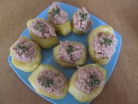apero patate farcie au thon et verrine avocat surimi