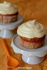 Carrot cupcakes cream cheese  l  orange