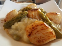 RISOTTO AUX NOIX DE ST JACQUES ET ASPERGES VERTES