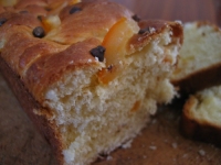 Brioche aux corces d  oranges confites et ppites de chocolat