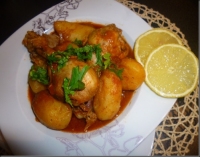 Tajine Batata Hamra bel kemoun (Tajine au poulet et pomme de terre)