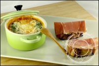 Oeuf cocotte au poivron et ses tartines de jambon cru