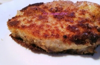 Sandwichs d  aubergines panes au jambon et mozzarella