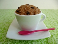 mugcake mi cuit au yaourt de soja noisette amande et aux pépites de chocolat (diététique et hyperprotéiné)