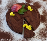 Gâteau ultra fondant au chocolat sur croustillant caramel