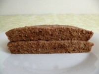 gâteau cru moelleux au psyllium avec biscuits chocolat noir et son de blé à 140 kcal (diététique riche en fibres sans cuisson)