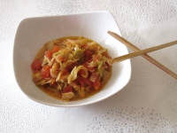 Pole de chou chinois aux tomates