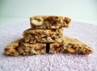cookie cake protin amande au muesli fruits rouges anti cholestrol (dittique sans sucre ni beurre ni oeuf riche en fibres)