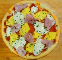 Pizza jambon ananas des tropiques