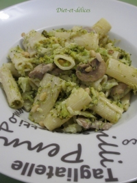Ptes au brocoli et champignons