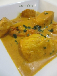 Ds de poulet mijots au lait de coco et aux pices