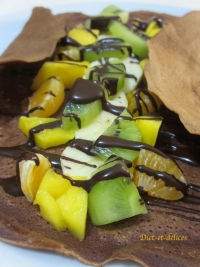 Crpes cacaotes aux fruits frais
