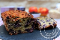 Cake healthy aux pommes avoine et myrtilles sans gluten et sans lactose