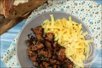 Foie de veau  la vnitienne