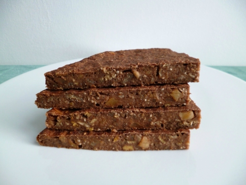 gteau dittique hyperprotin amande pomme et chocolat avec chia blanc psyllium muesli au lin (sans oeuf ni sucre ni beurre)