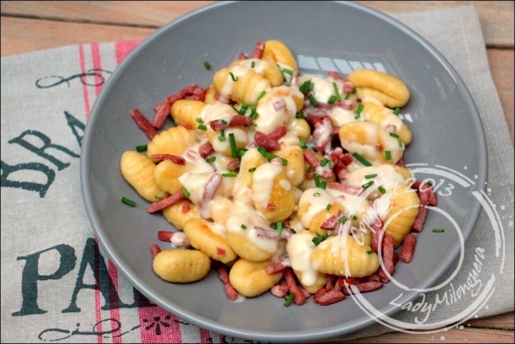 Recette gnocchis à poêler sauce st nectaire et bacon