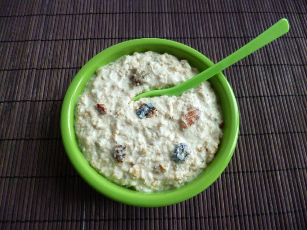 Recette dessert protéiné au muesli avec fruits secs Recette dessert protéiné au muesli avec fruits secs