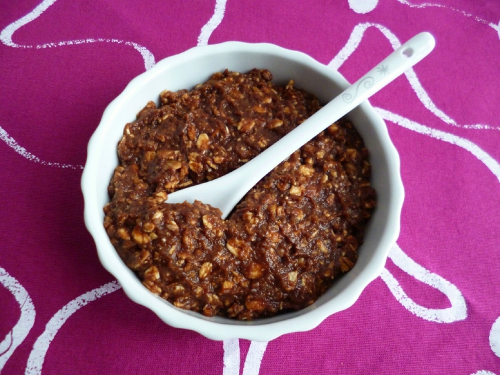 Recette dessert protéiné pomme pruneau chocolat au muesli bio (diététique sans sucre ni oeuf ni