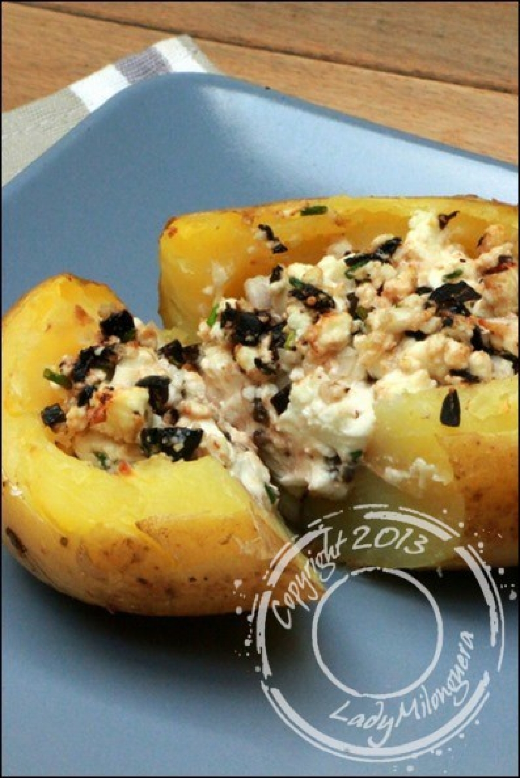 Recette pommes de terre fourrées à la feta et olives noires